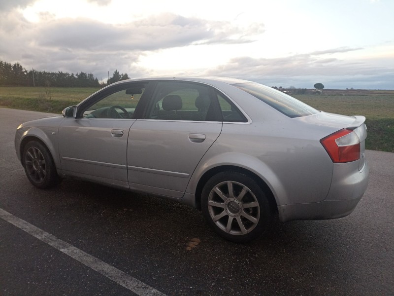 audi a4 b6 (8e2) del año 2003