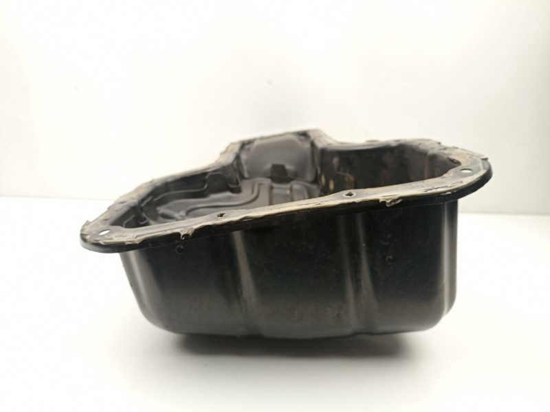 Recambio de carter aceite para toyota avensis (_t25_) 1.8 (zzt251_) referencia OEM IAM 121010D020  