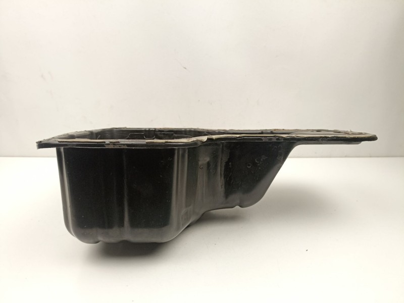 Recambio de carter aceite para toyota avensis (_t25_) 1.8 (zzt251_) referencia OEM IAM 121010D020  