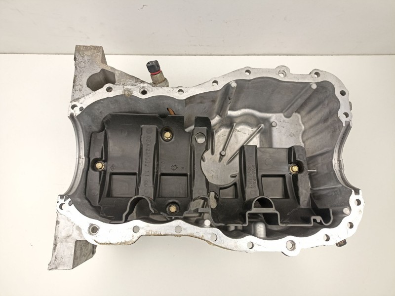 Recambio de carter aceite para renault megane 1.5 dci /k9k f7 referencia OEM IAM 8200384326  