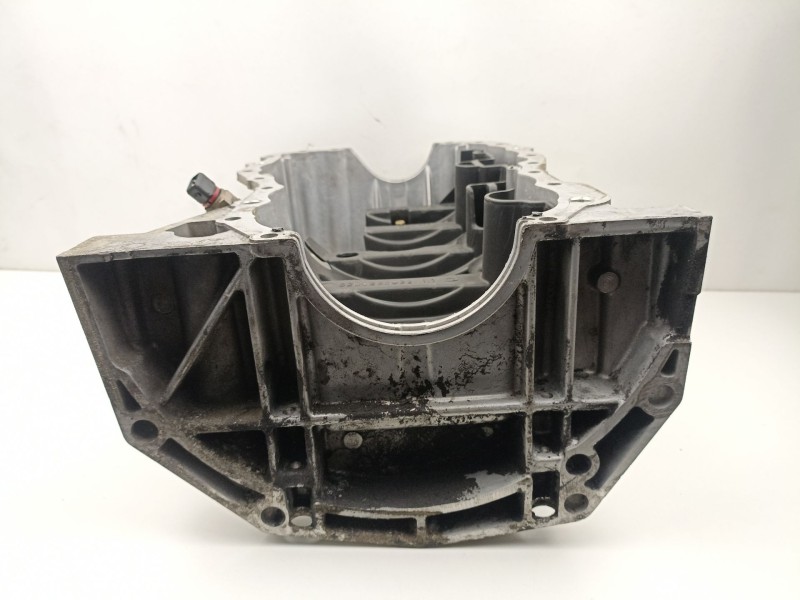 Recambio de carter aceite para renault megane 1.5 dci /k9k f7 referencia OEM IAM 8200384326  