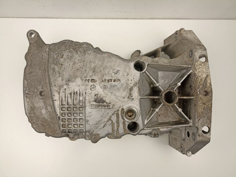 Recambio de carter aceite para renault megane 1.5 dci /k9k f7 referencia OEM IAM 8200384326  