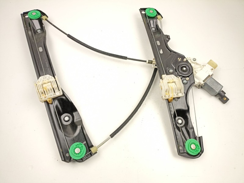 Recambio de elevalunas delantero derecho para bmw x1 (e84) xdrive 18 d referencia OEM IAM 51332990386  