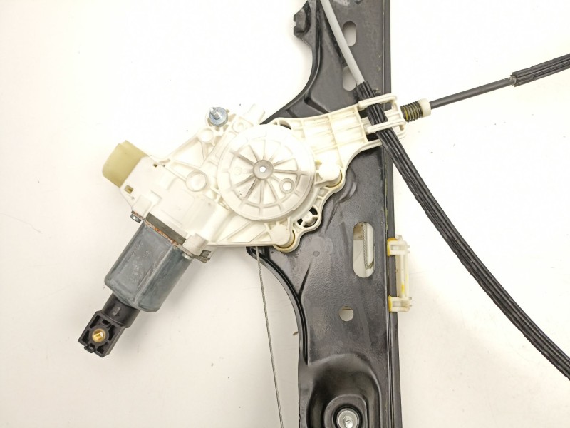 Recambio de elevalunas delantero derecho para bmw x1 (e84) xdrive 18 d referencia OEM IAM 51332990386  