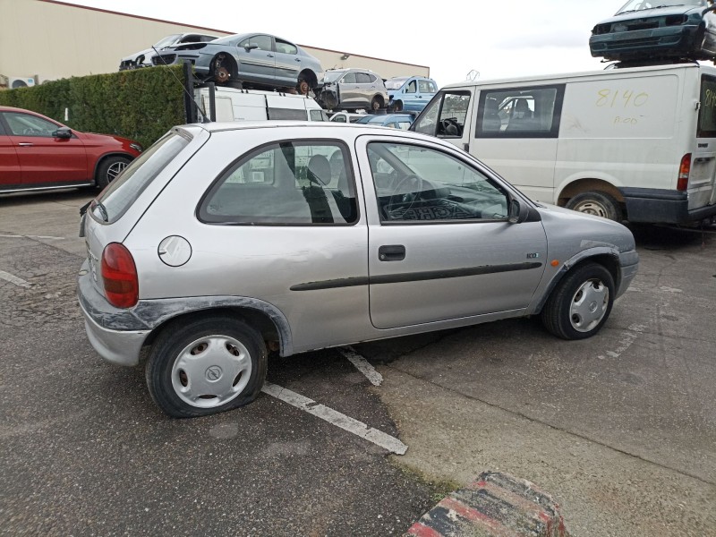 opel corsa b (s93) del año 1998