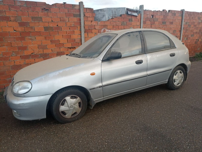 daewoo lanos (klat) del año 2001