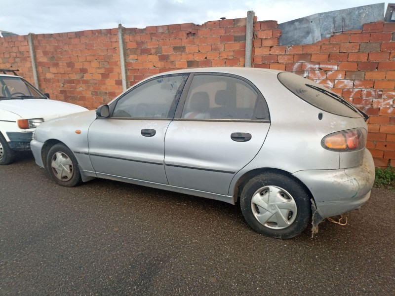 daewoo lanos (klat) del año 2001