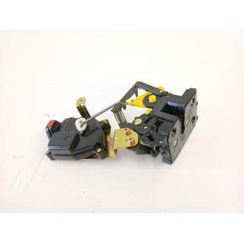 CERRADURA PUERTA DELANTERA DERECHA 813221G000 