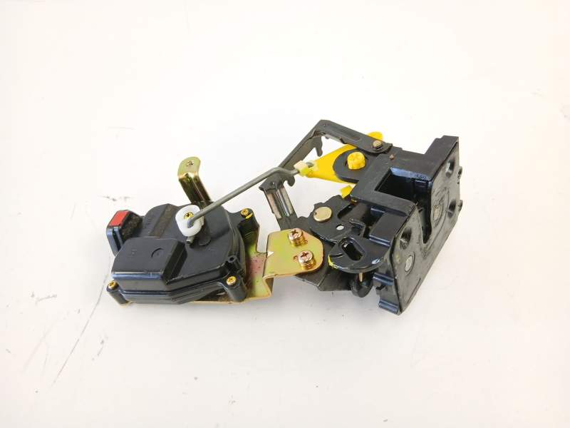 Recambio de cerradura puerta delantera derecha para kia rio ii (jb) 1.5 crdi referencia OEM IAM 813221G000  