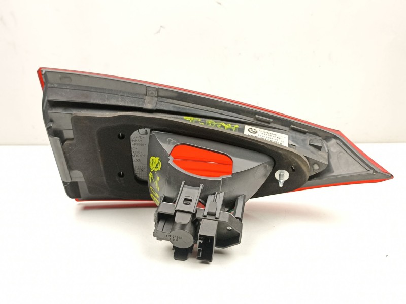 Recambio de piloto porton derecho para bmw x1 (e84) xdrive 18 d referencia OEM IAM 63212990114  