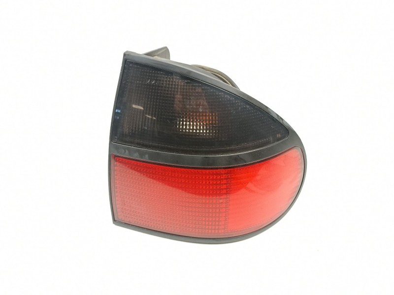 Recambio de piloto trasero derecho para renault laguna i (b56_, 556_) 2.2 dt (b569) referencia OEM IAM 7700820051  