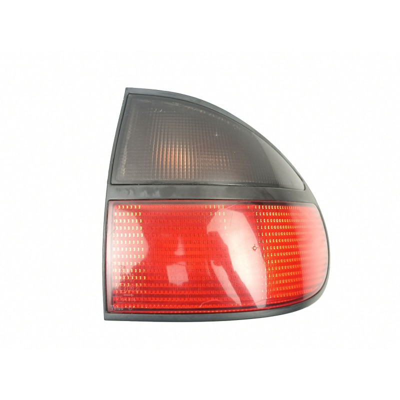 Recambio de piloto trasero derecho para renault laguna i (b56_, 556_) 2.2 dt (b569) referencia OEM IAM 7700820051  