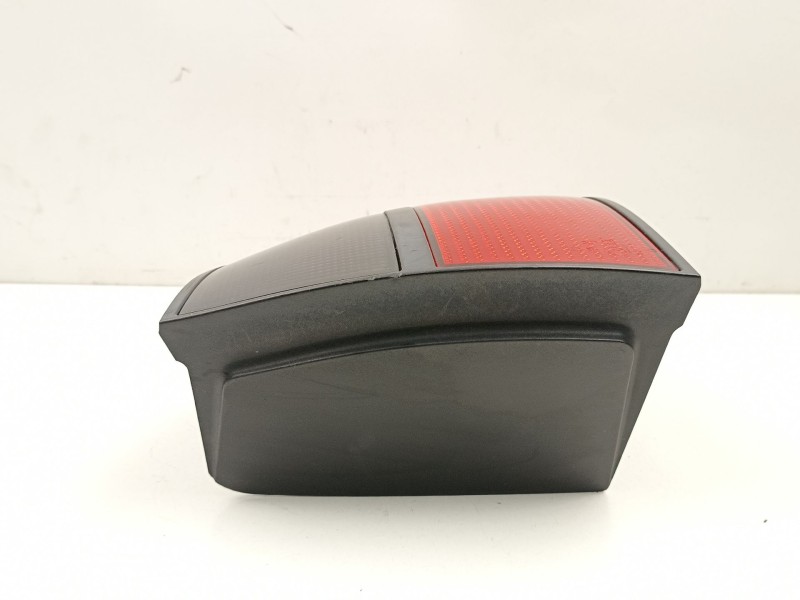 Recambio de piloto trasero derecho para renault laguna i (b56_, 556_) 2.2 dt (b569) referencia OEM IAM 7700820051  