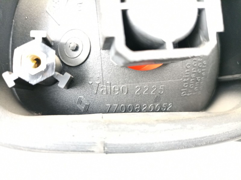 Recambio de piloto trasero izquierdo para renault laguna i (b56_, 556_) 2.2 dt (b569) referencia OEM IAM 7700820052  