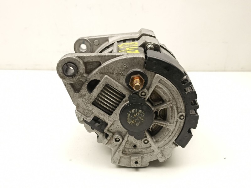 Recambio de alternador para daewoo lanos (klat) 1.3 referencia OEM IAM 96303556  