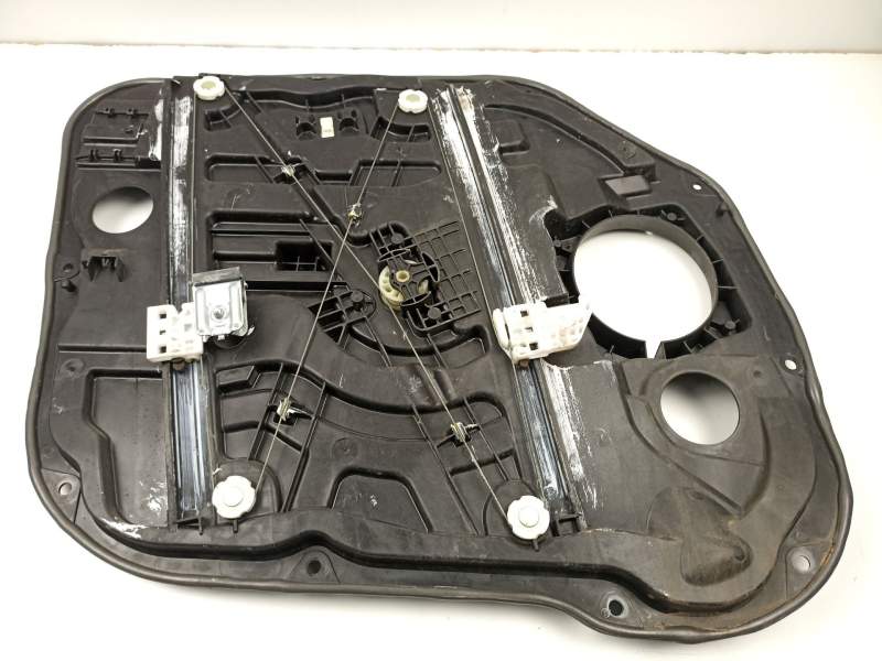Recambio de elevalunas delantero derecho para kia carens iv 1.7 crdi referencia OEM IAM 82460A4010  