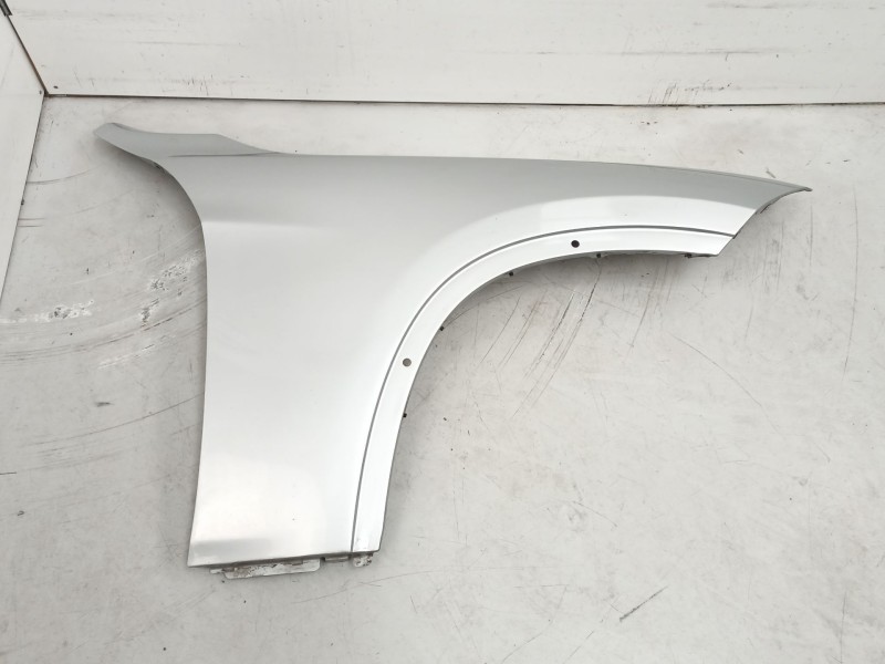 Recambio de aleta delantera derecha para bmw x1 (e84) xdrive 18 d referencia OEM IAM 41627332424  