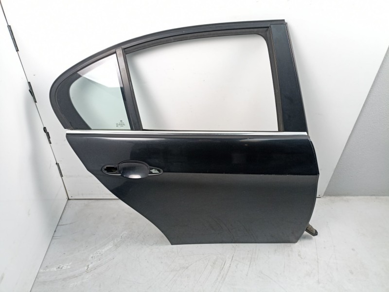 Recambio de puerta trasera derecha para bmw 335 3.0 td 306d5 referencia OEM IAM 41007203648  
