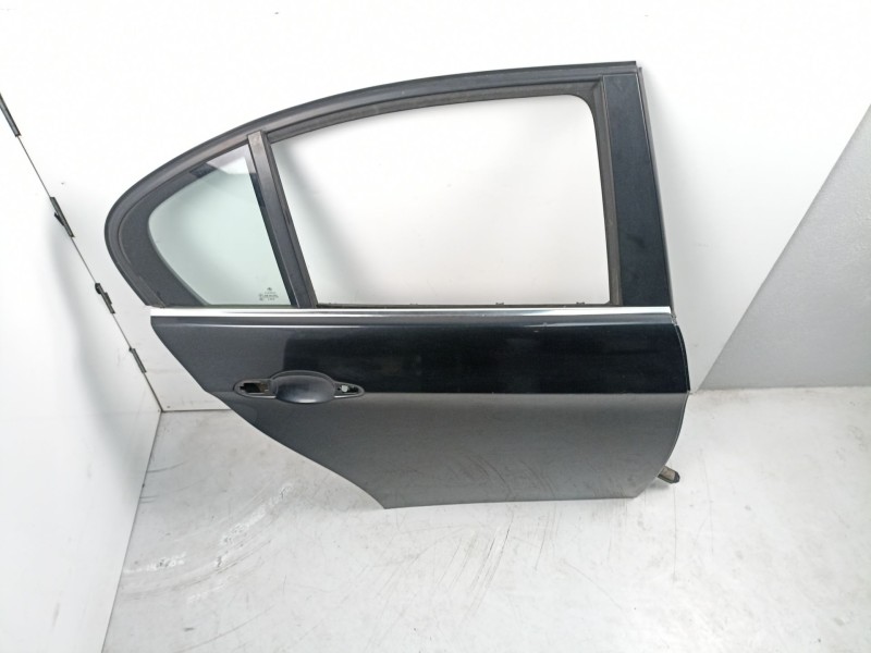 Recambio de puerta trasera derecha para bmw 335 3.0 td 306d5 referencia OEM IAM 41007203648  
