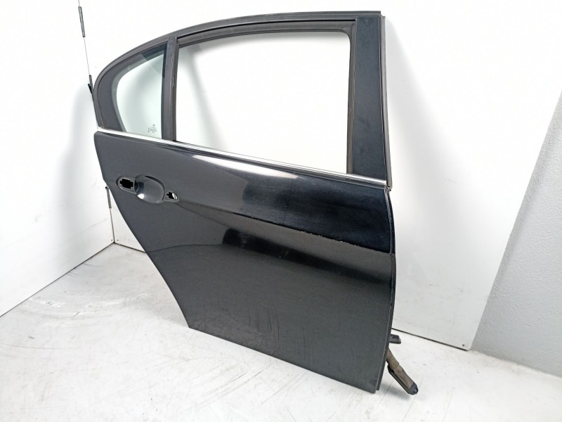 Recambio de puerta trasera derecha para bmw 335 3.0 td 306d5 referencia OEM IAM 41007203648  