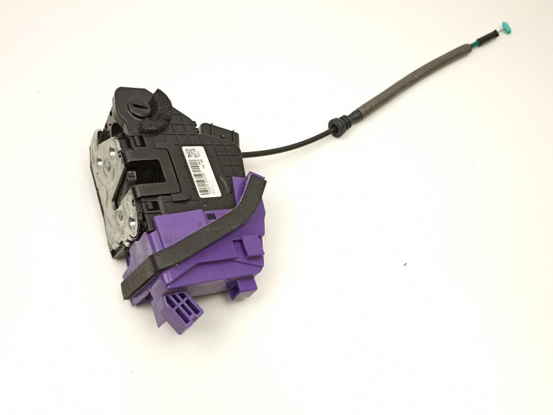 Recambio de cerradura puerta trasera derecha para hyundai i30 ranchera familiar (pde) 1.6 crdi referencia OEM IAM 81420G3010  