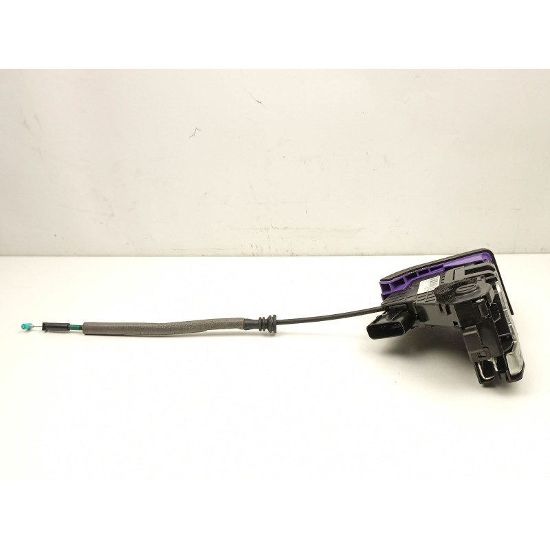 Recambio de cerradura puerta trasera derecha para hyundai i30 ranchera familiar (pde) 1.6 crdi referencia OEM IAM 81420G3010  