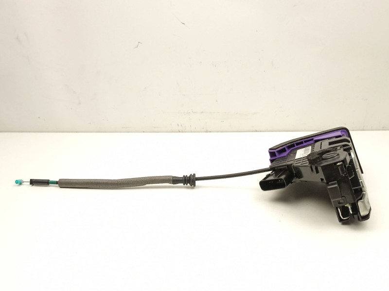 Recambio de cerradura puerta trasera derecha para hyundai i30 ranchera familiar (pde) 1.6 crdi referencia OEM IAM 81420G3010  