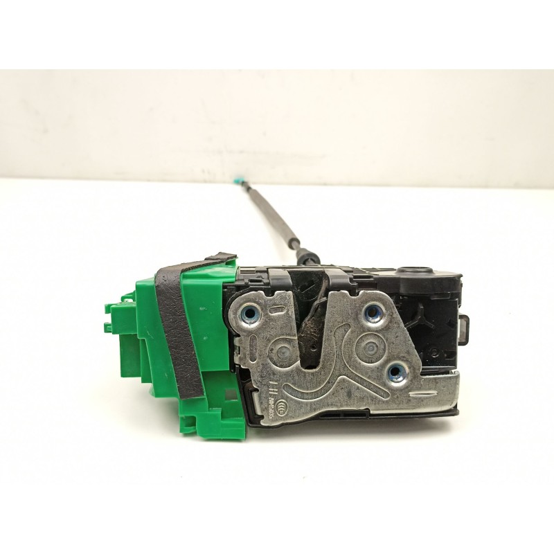 Recambio de cerradura puerta delantera izquierda para hyundai i30 ranchera familiar (pde) 1.6 crdi referencia OEM IAM 81310G3040