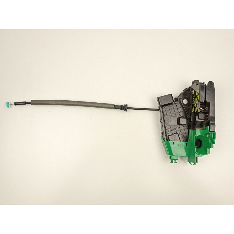 Recambio de cerradura puerta delantera derecha para hyundai i30 ranchera familiar (pde) 1.6 crdi referencia OEM IAM 81320G3050  