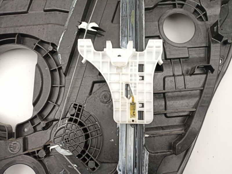 Recambio de elevalunas trasero izquierdo para hyundai i30 ranchera familiar (pde) 1.6 crdi referencia OEM IAM 83450G4010  