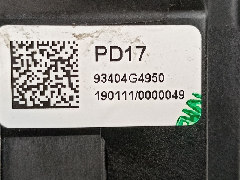 Recambio de mando luces y limpias para hyundai i30 ranchera familiar (pde) 1.6 crdi referencia OEM IAM 93404G4950  