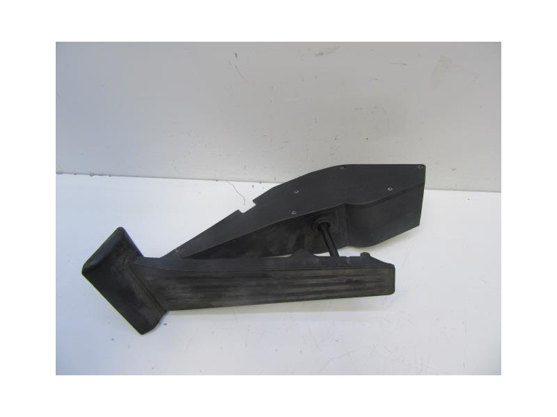 Recambio de potenciómetro aceleración : bmw 530 : 3.0 td (183,55cv) [2000] para bmw  530 3.0 td referencia OEM IAM 6753053B  