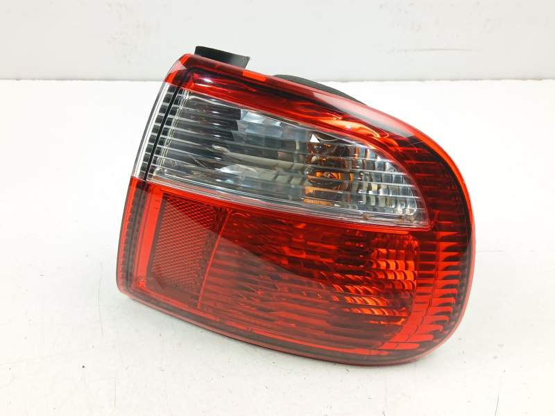 Recambio de piloto trasero derecho para seat toledo ii (1m2) 1.9 tdi referencia OEM IAM 1M5945096B  