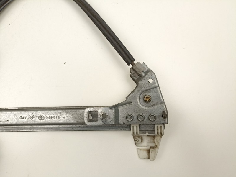 Recambio de elevalunas delantero derecho para citroën xsara (n1) 2.0 hdi 90 referencia OEM IAM 9222H2  