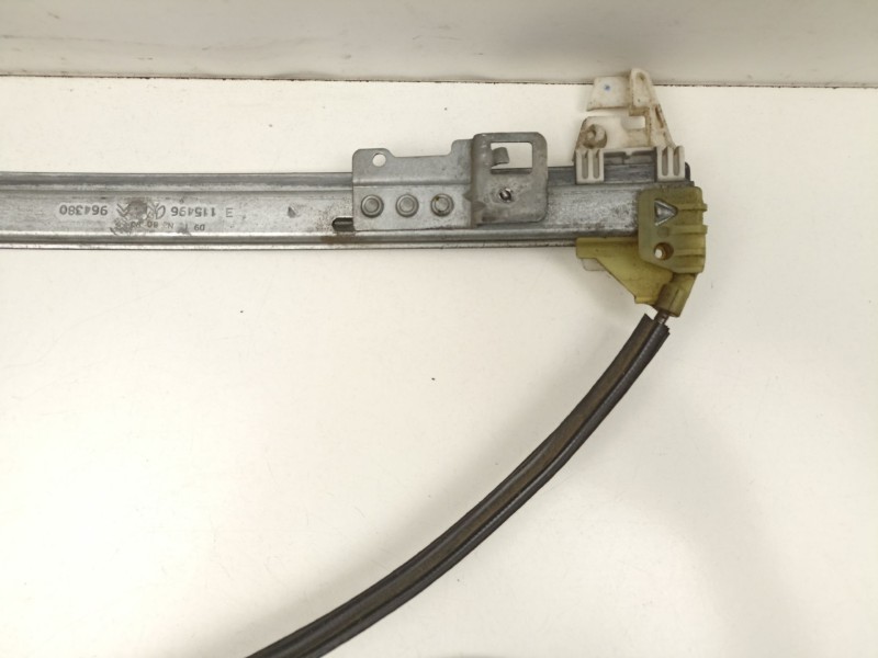 Recambio de elevalunas delantero derecho para citroën xsara (n1) 2.0 hdi 90 referencia OEM IAM 9222H2  