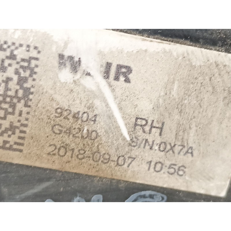 Recambio de piloto porton derecho para hyundai i30 ranchera familiar (pde) 1.6 crdi referencia OEM IAM 92404G4200  
