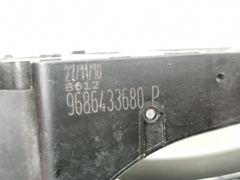 Recambio de manilla trasera derecha para peugeot 508 i (8d_) 2.0 hdi referencia OEM IAM 9686433680  