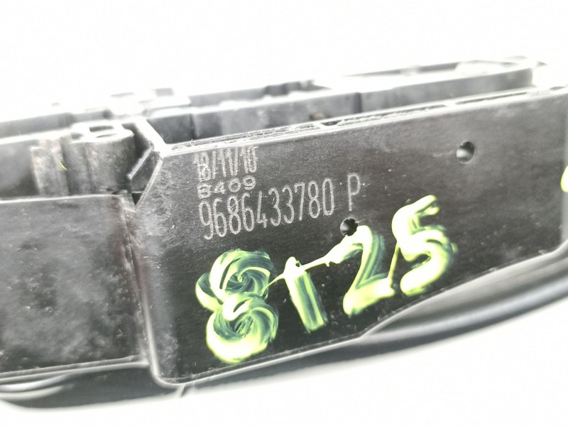 Recambio de manilla trasera izquierda para peugeot 508 i (8d_) 2.0 hdi referencia OEM IAM 9686433780  