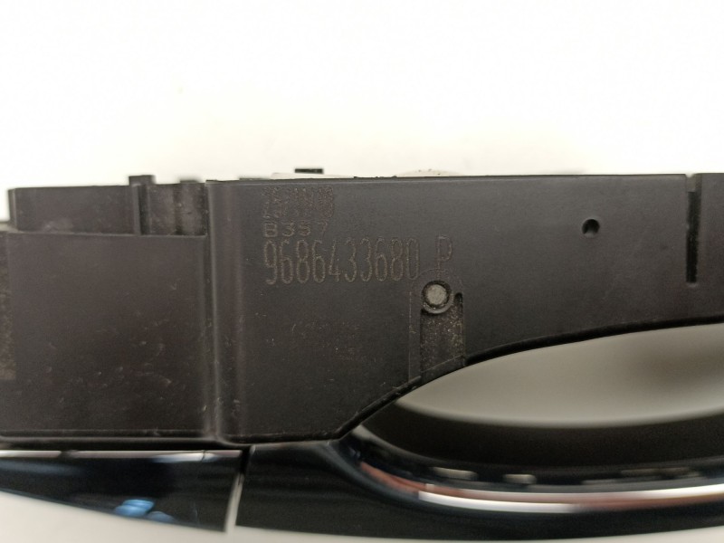 Recambio de manilla delantera derecha para peugeot 508 i (8d_) 2.0 hdi referencia OEM IAM 9686433680  