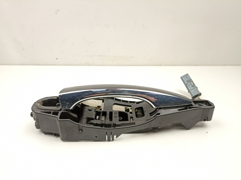 Recambio de manilla delantera izquierda para peugeot 508 i (8d_) 2.0 hdi referencia OEM IAM 9686433780  