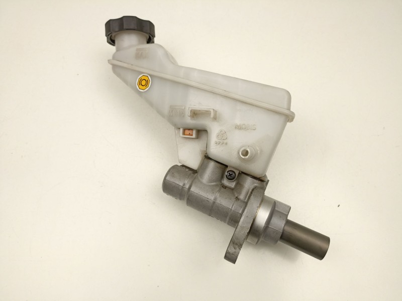 Recambio de bomba de freno para hyundai i30 ranchera familiar (pde) 1.6 crdi referencia OEM IAM 58510G4200  