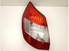 Recambio de piloto trasero izquierdo para renault grand scénic ii (jm0/1_) 1.9 dci (jm0g, jm12, jm1g, jm2c) referencia OEM IAM 8 2