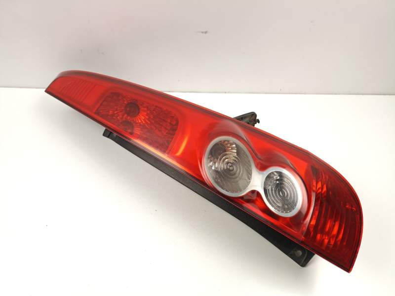 Recambio de piloto trasero derecho para ford fiesta v (jh_, jd_) 1.4 tdci referencia OEM IAM 6S6113404A  