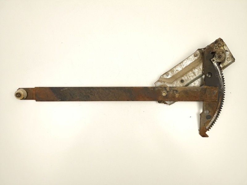 Recambio de elevalunas delantero derecho para ford fiesta ii (fbd) 1.1 (fbd) referencia OEM IAM 84FBT23200A1B  