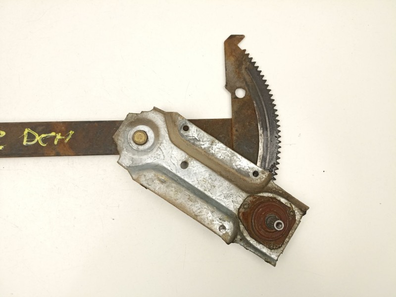 Recambio de elevalunas delantero derecho para ford fiesta ii (fbd) 1.1 (fbd) referencia OEM IAM 84FBT23200A1B  