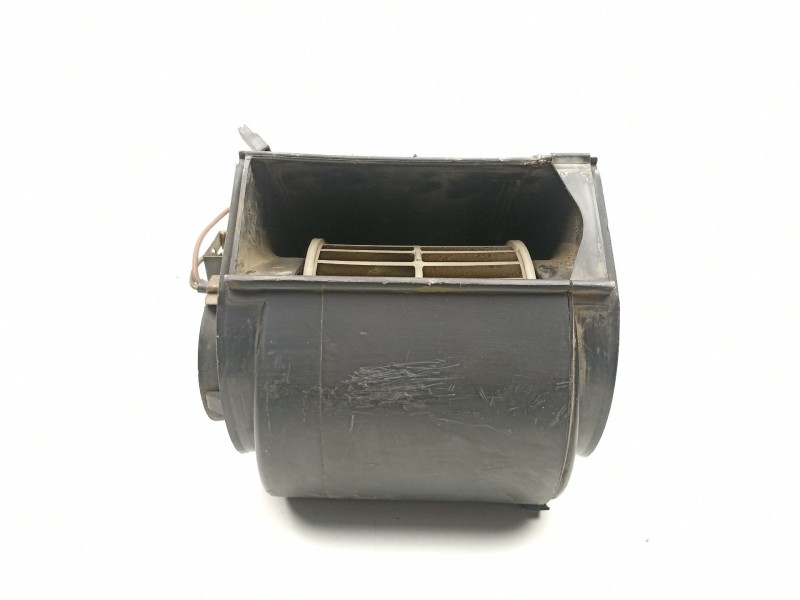 Recambio de motor calefaccion para ford fiesta ii (fbd) 1.1 (fbd) referencia OEM IAM 84FG18456  