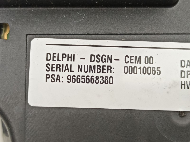 Recambio de radio cd/mp3 para peugeot 508 i (8d_) 2.0 hdi referencia OEM IAM 98023795XZ  