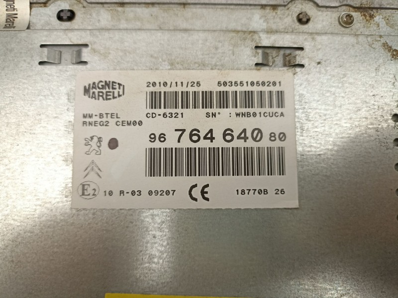 Recambio de radio cd/mp3 para peugeot 508 i (8d_) 2.0 hdi referencia OEM IAM 98023795XZ  