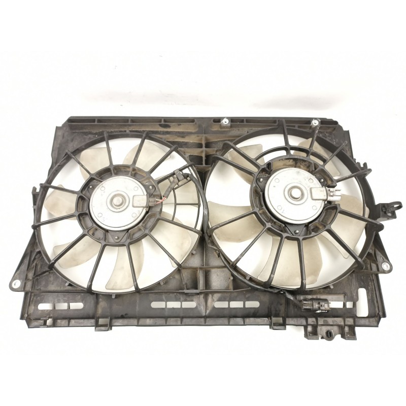 Recambio de electroventilador para toyota avensis ranchera familiar (_t25_) 2.0 d-4d (adt250_) referencia OEM IAM 167110R011  