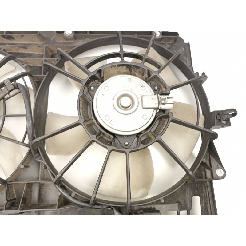 Recambio de electroventilador para toyota avensis ranchera familiar (_t25_) 2.0 d-4d (adt250_) referencia OEM IAM 167110R011  